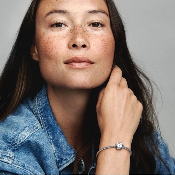 NWOT Bold Sparkling Star Charm Sterling Silver 925 - Picture 6 of 15